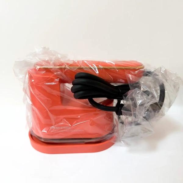 Праска-відпарювач дорожня “Warm Travel” 1200 W, помаранчева, Декор - фото №3