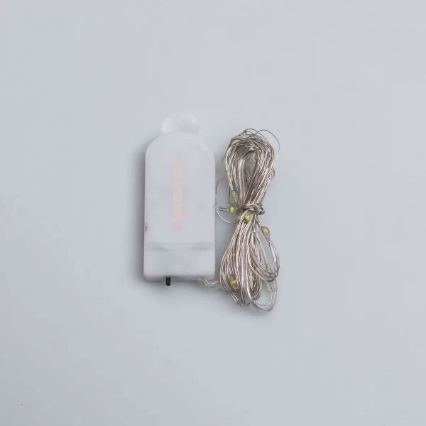 Світлодіодна гірлянда Роса 3 метри на батарейках 30 led нитка на білому дроті біла 30L3MWW - фото №6