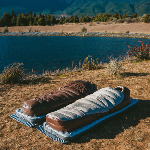 Спальник з натуральним пухом Naturehike Snowbird CNK2550WS014, p-р L, темно-коричневий 400 г - фото №5