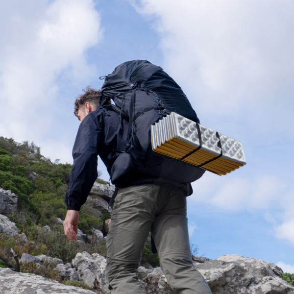 Килимок складний IXPE Naturehike CNK2550WS030, алюмінієва плівка, 18 мм, оливковий-зелений - фото №9