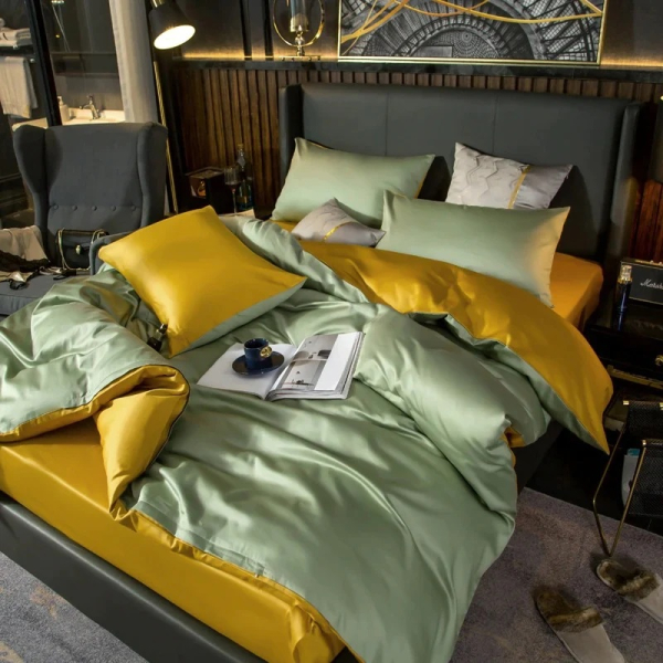 Постільна білизна ДУЕТ GREEN FOG/GOLDEN Premium Сатин однотон MERISET - Полуторний - фото