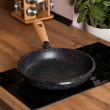 Алюмінієва сковорода 2,8 л з мармуровим покриттям антипригарним Ø 28 см товсте дно MGC чорний HP-4-420B - фото №2