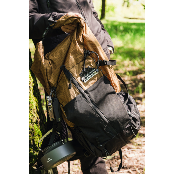 Рюкзак туристичний Naturehike Helium CNK2300016, 30+5 л, коричневий - фото №33