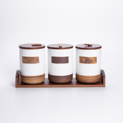 Набір порцелянових банок для сипучих 3 шт по 800 мл з кришками Бежевий HP-26-1BE