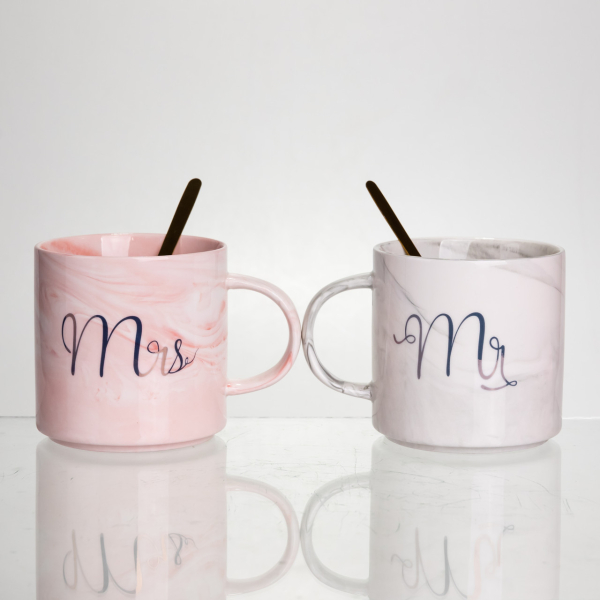 Набір парних порцелянових чашок Mr&Mis 2 (шт) по 400 (мл) чашки на подарунок з ложкою FM-28 - фото