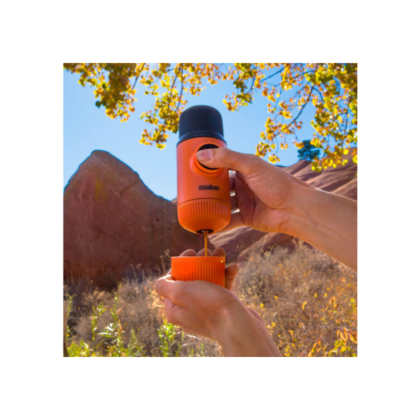 Портативна еспресо-кавоварка Wacaco Nanopresso помаранчева - фото №4