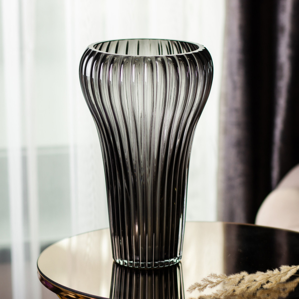 Скляна ваза для квітів, декоративна фігурна, сіра, 27 см HP-1719 - фото №3