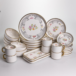 Столовий набір посуду тарілок і чашок 32 предмети на 6 персон «Золотий Кант» порцеляновий TH-32
