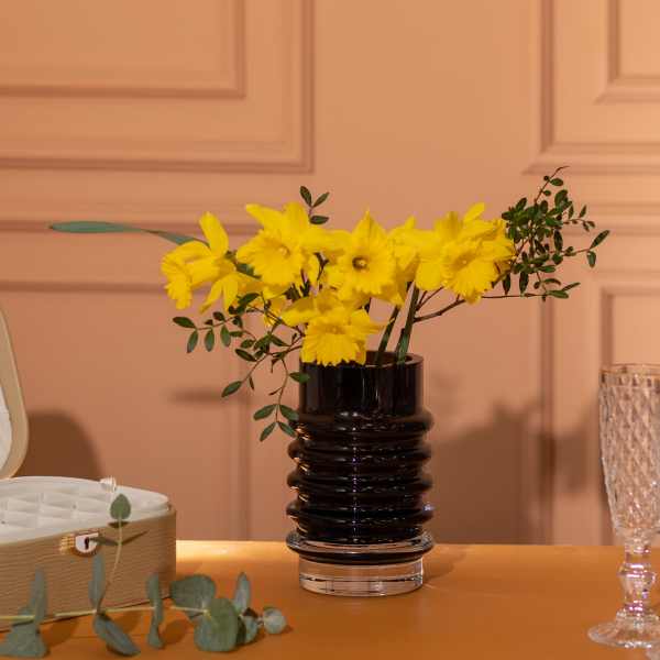 Ваза скляна декоративна 18 см у скандинавському стилі для квітів та інтер'єру 900 мл Чорна HP-10-22 - фото №3